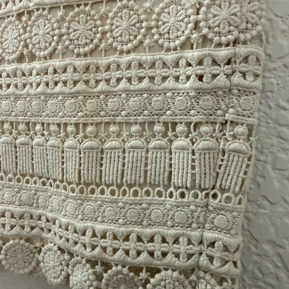 Tommy Hilfiger Cream Crochet Lace Mini Skirt |Preppy Coastal - Picture 11 of 16